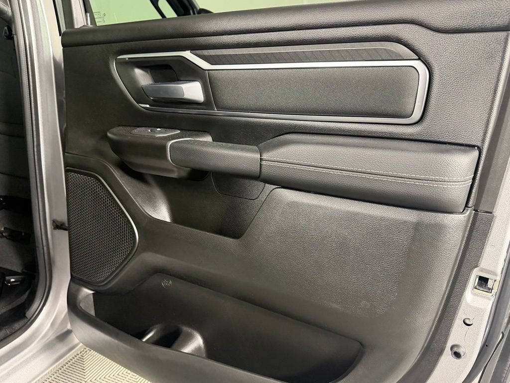 Used 2025 RAM 1500 Big Horn AWD/4WD image 31