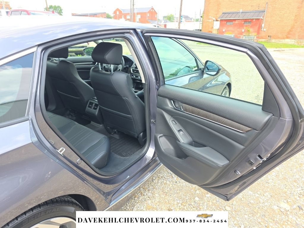 Used 2018 Honda Accord Touring image 24