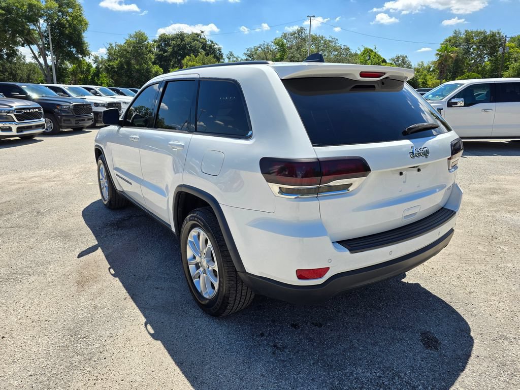 Used 2022 Jeep Grand Cherokee Laredo E RWD image 4