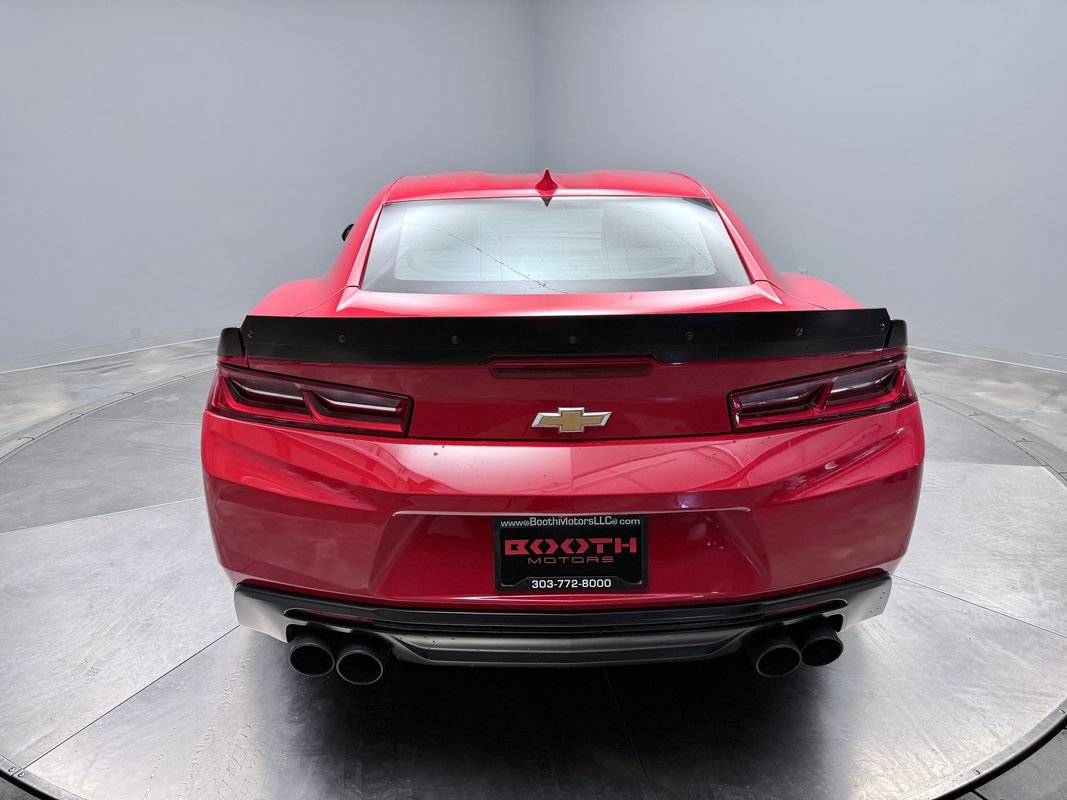 Used 2018 Chevrolet Camaro SS RWD image 6