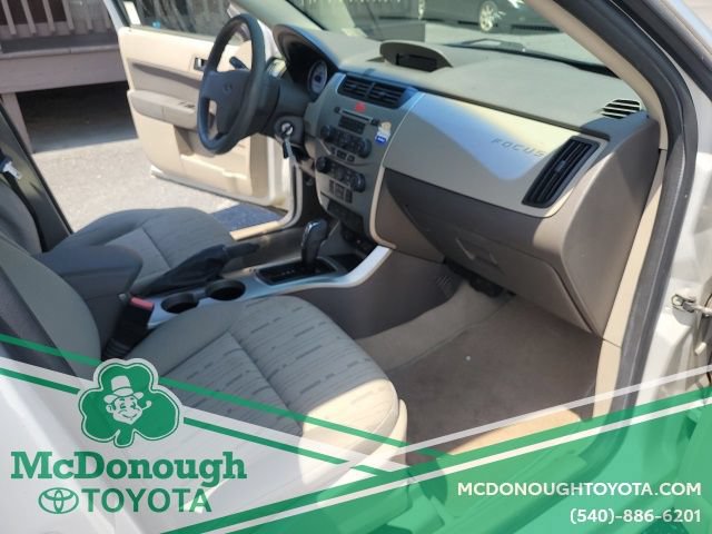 Used 2009 Ford Focus SE FWD image 18