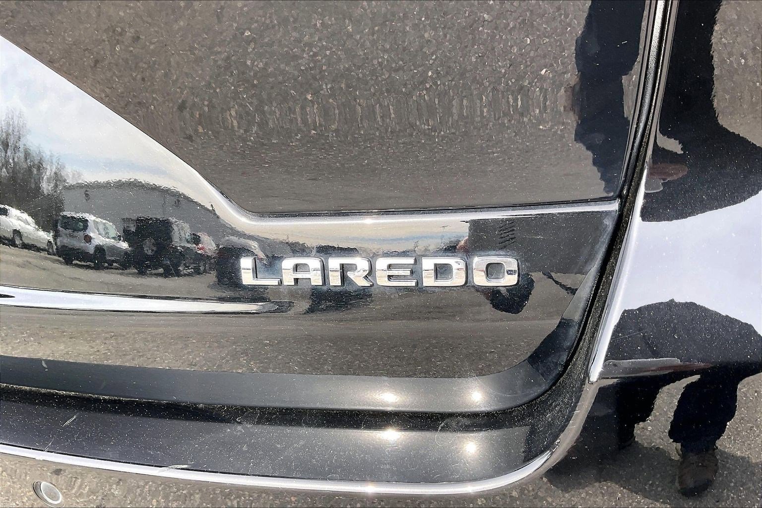 Certified 2023 Jeep Grand Cherokee Laredo image 29