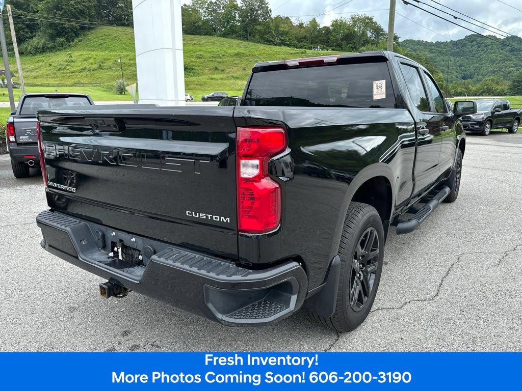 Used 2024 Chevrolet Silverado 1500 Custom AWD/4WD image 5