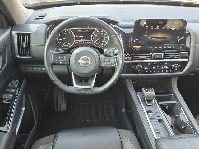 Certified 2024 Nissan Pathfinder SL w/ SL Premium Package FWD image 12