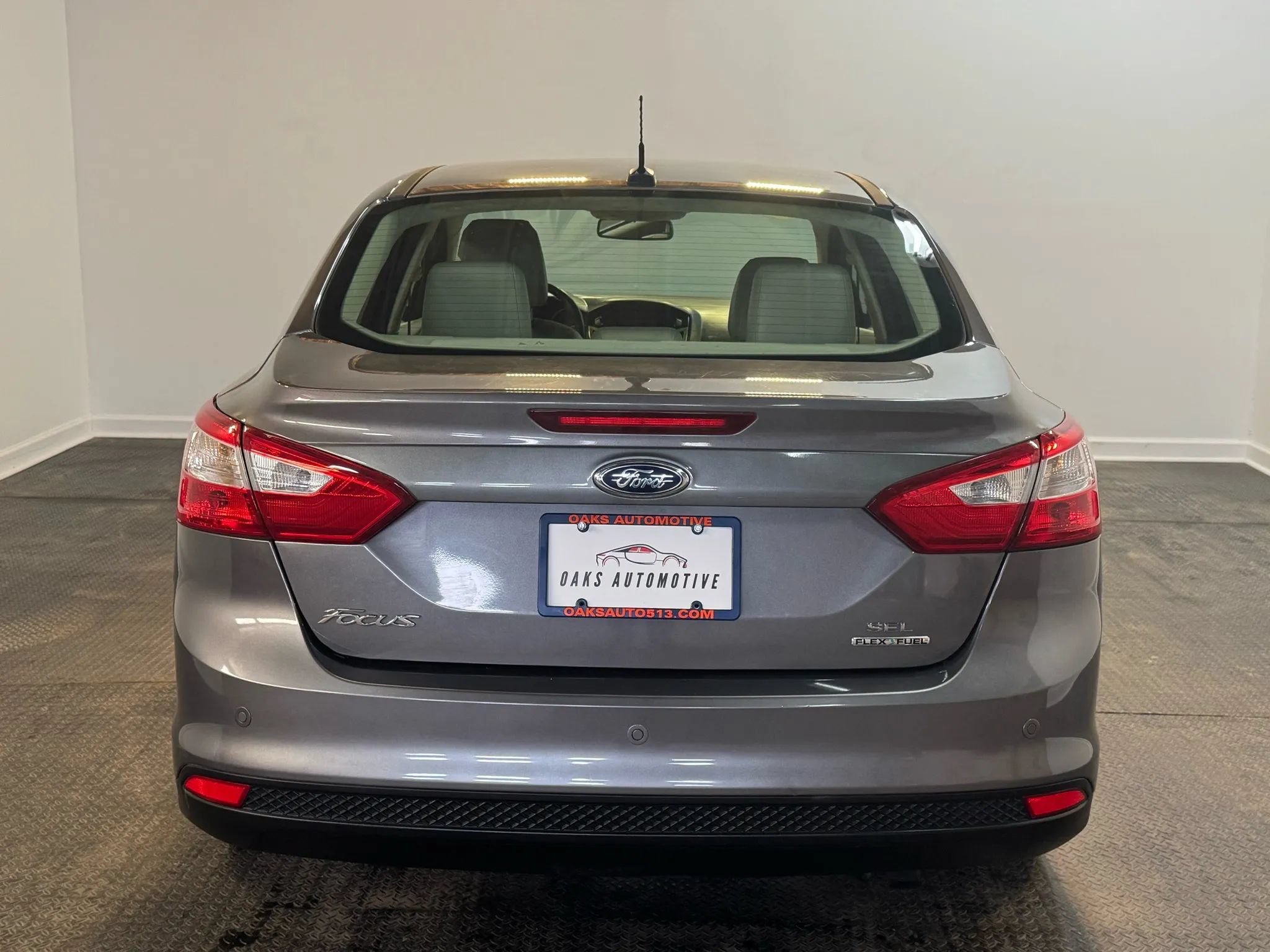 Used 2012 Ford Focus SEL FWD image 5