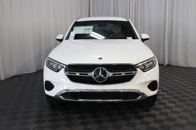 New 2026 Mercedes-Benz GLC 300 4MATIC image 2