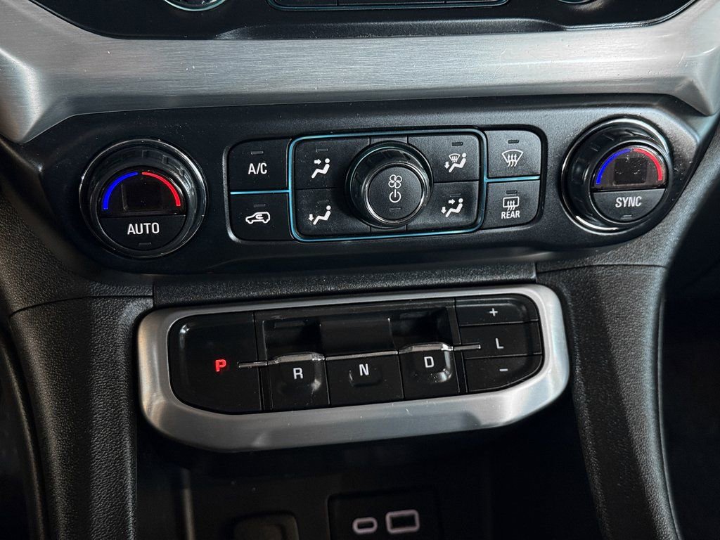 Used 2020 GMC Acadia SLE w/ LPO, Floor Liner Package image 30