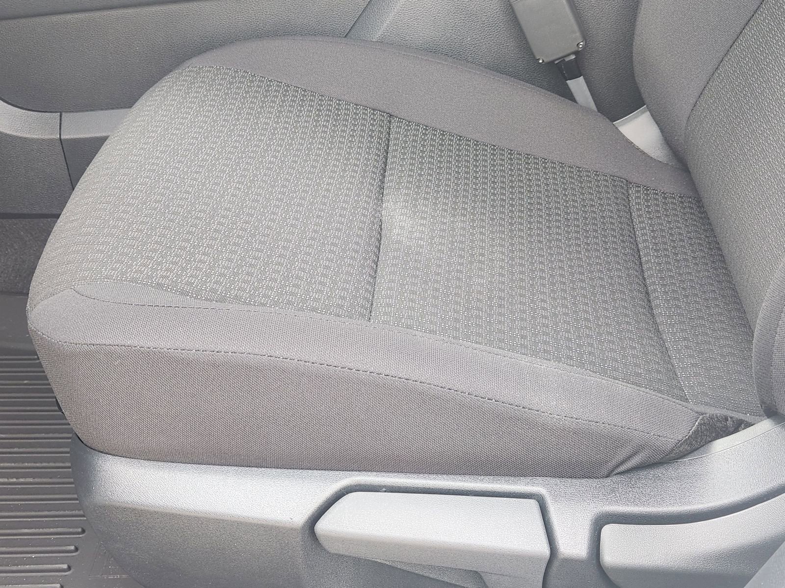 New 2026 Nissan Kicks S image 22