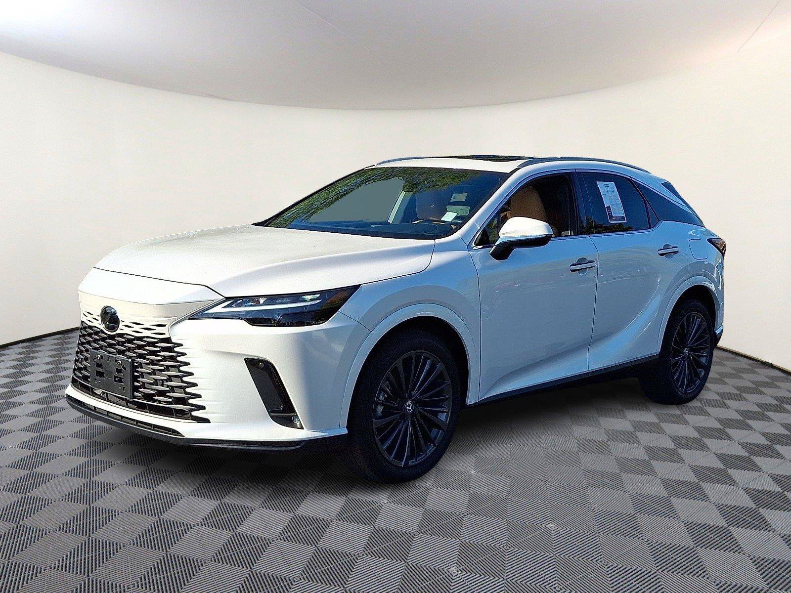 Used 2024 Lexus RX 350 Premium w/ Cold Area Package AWD/4WD image 3