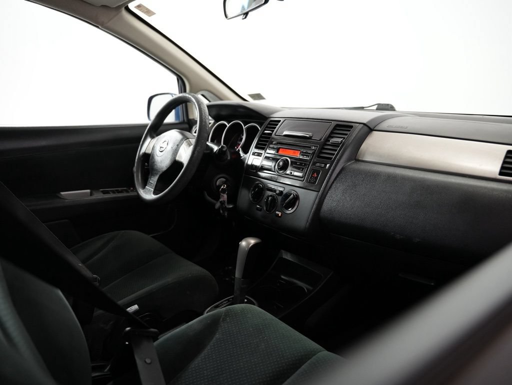 Used 2012 Nissan Versa 1.8 S FWD image 38