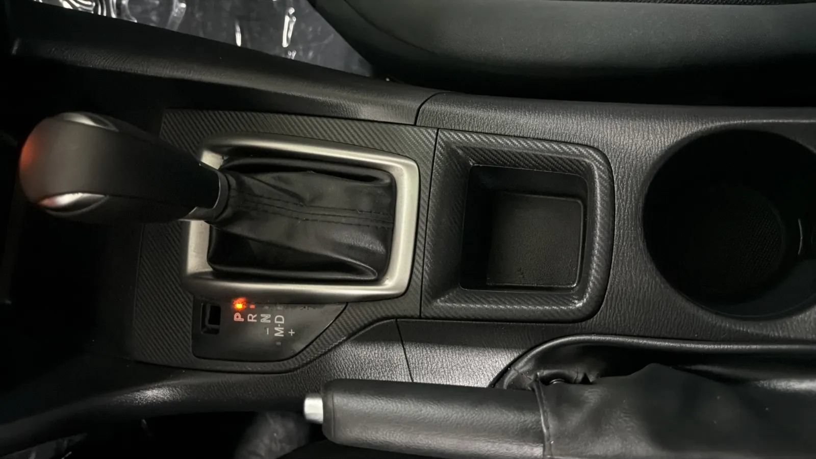 Used 2015 MAZDA MAZDA3 i SV FWD image 12