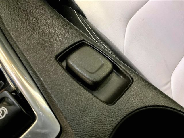 Used 2017 Chevrolet Camaro SS RWD image 31
