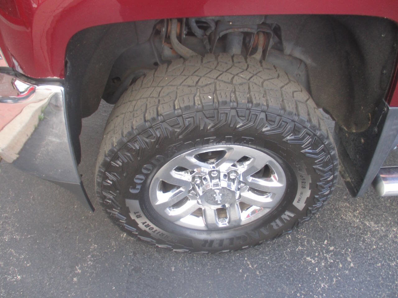 Used 2016 Chevrolet Silverado 2500 LTZ w/ LTZ Plus Package image 33