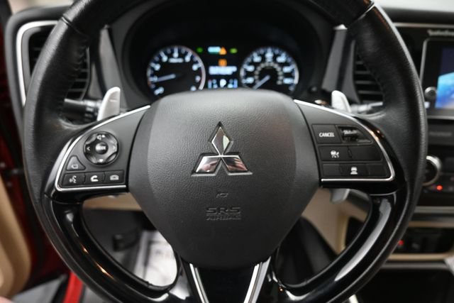 Used 2018 Mitsubishi Outlander GT AWD/4WD image 18