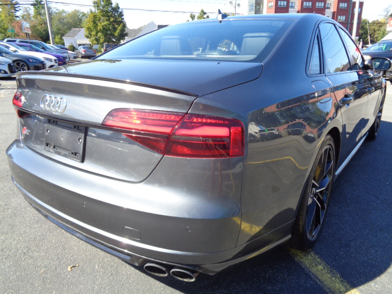 Used 2017 Audi S8 Plus w/ Dynamic Package image 16