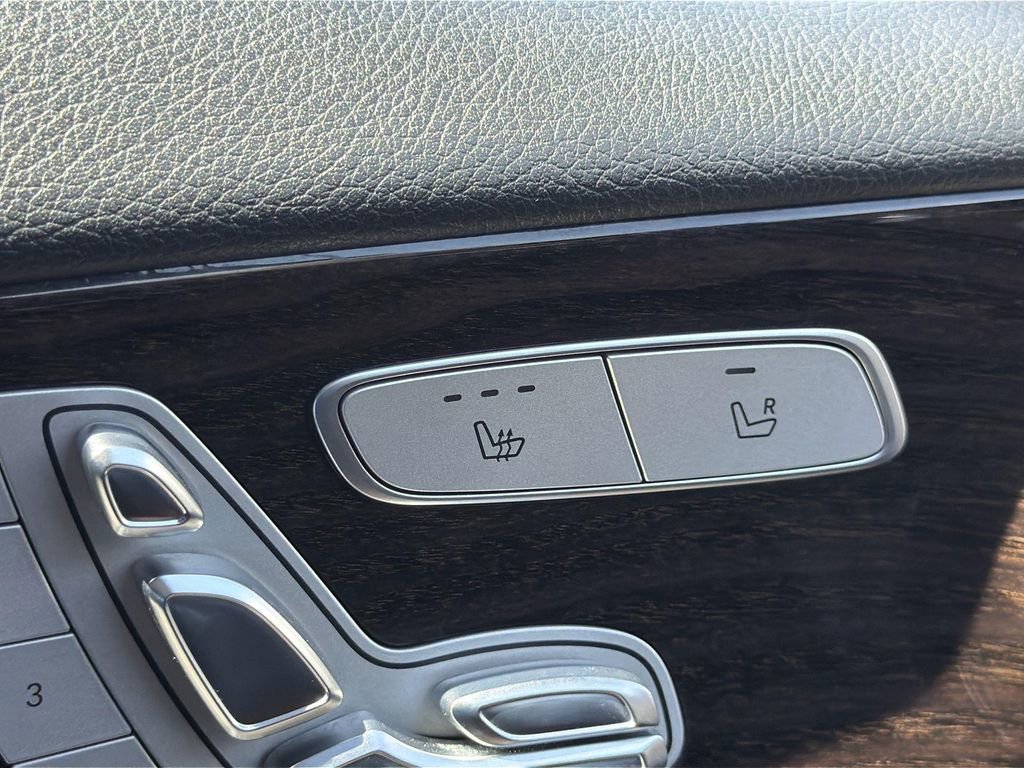 Used 2017 Mercedes-Benz E 300 image 18
