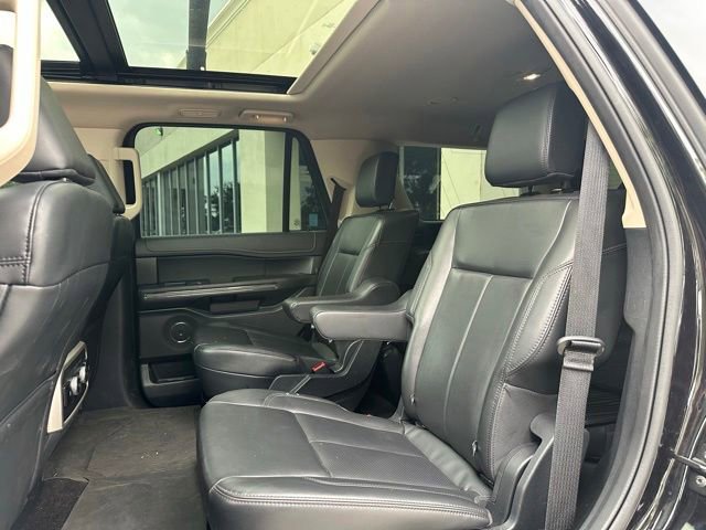 Used 2022 Ford Expedition XLT AWD/4WD image 14