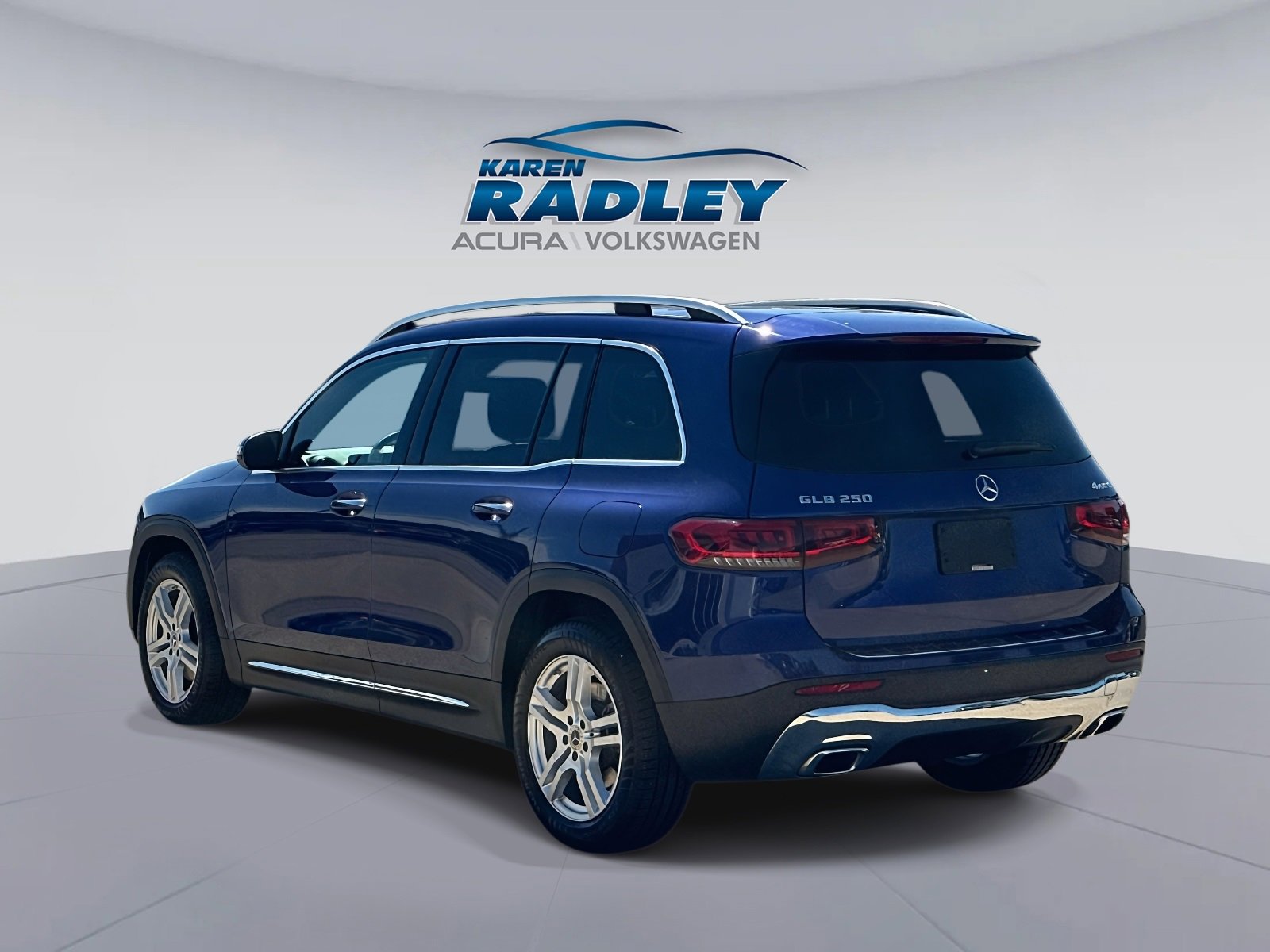 Used 2021 Mercedes-Benz GLB 250 GLB 250 image 4