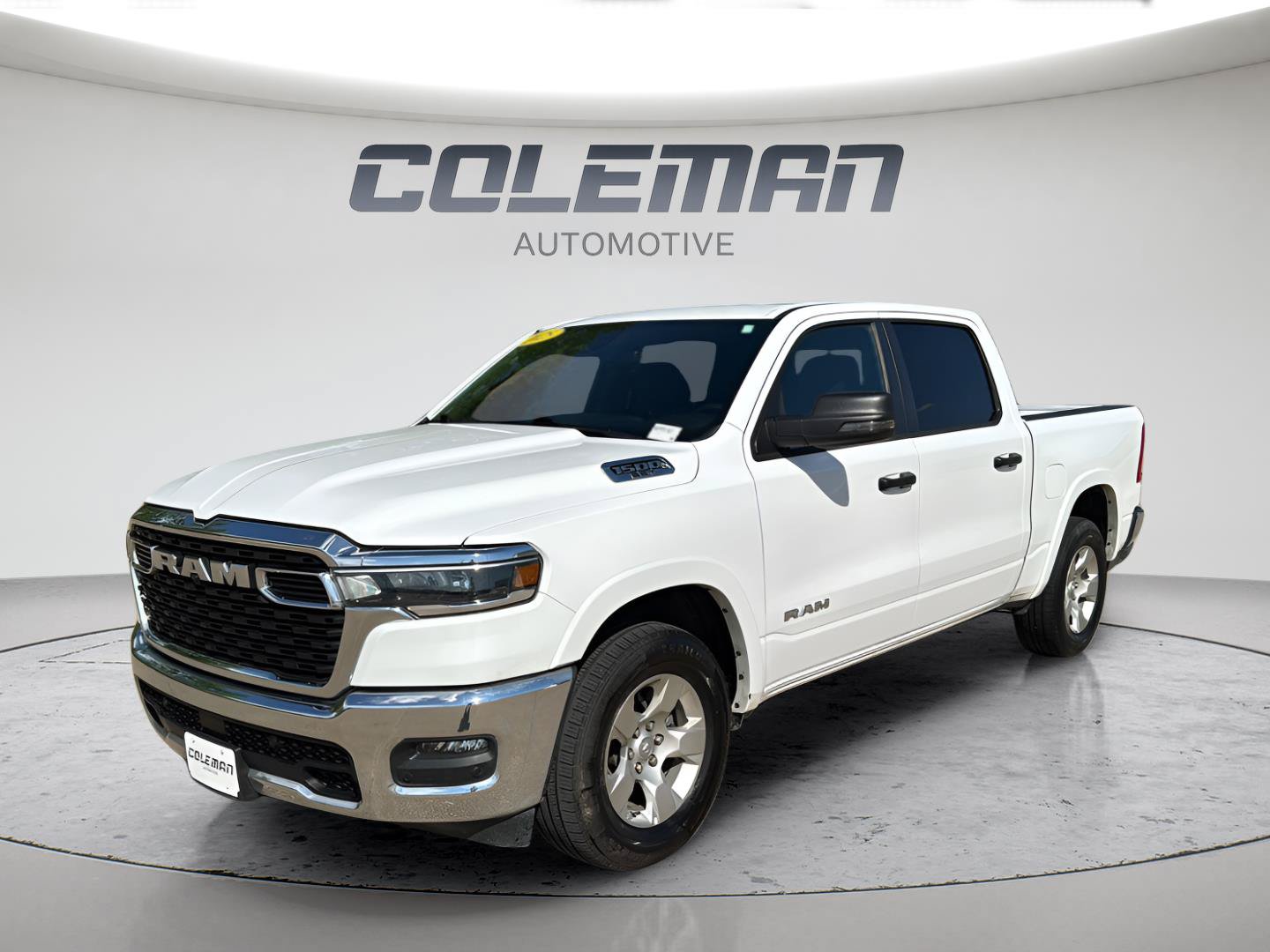Used 2025 RAM 1500 Big Horn AWD/4WD image 1