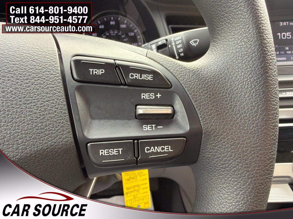 Used 2019 Hyundai Elantra SE FWD image 8