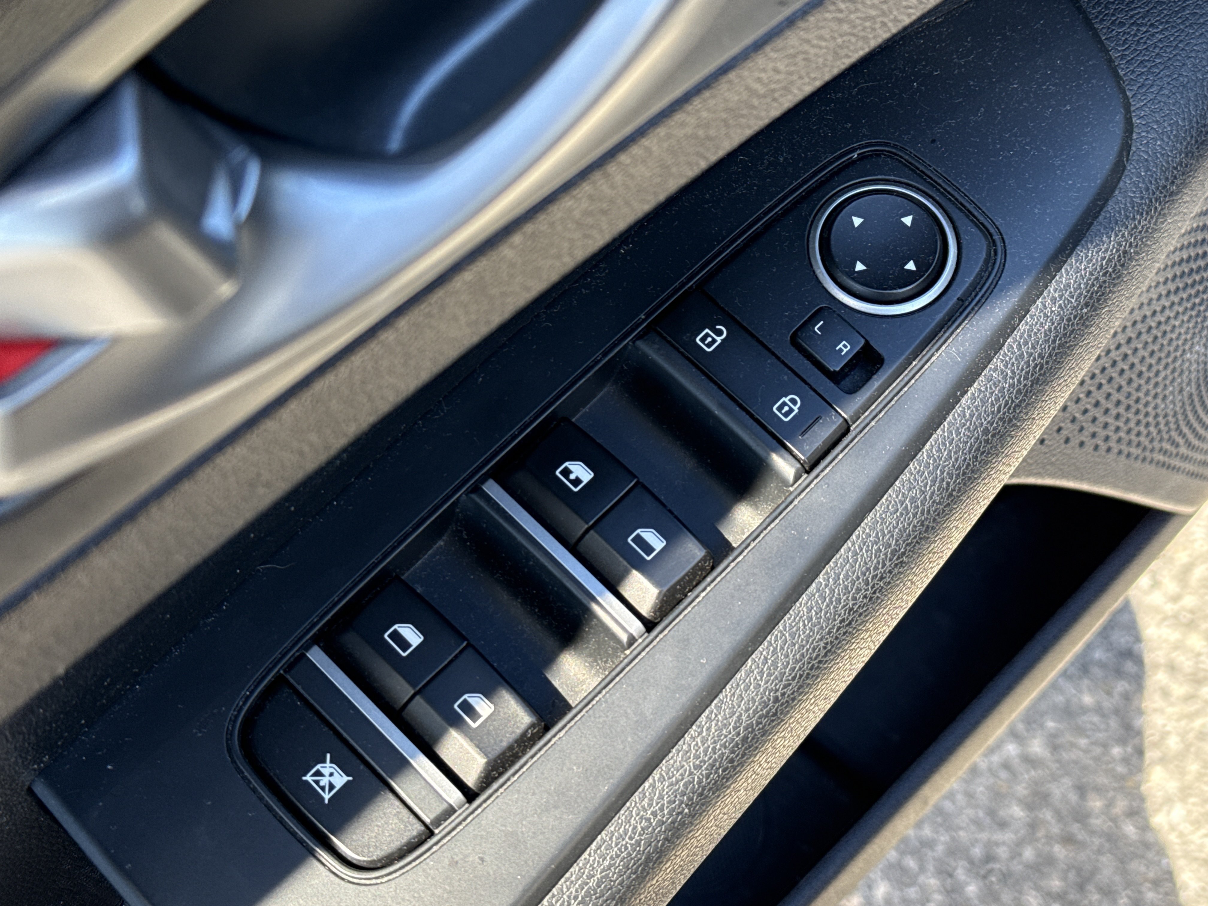 Used 2019 Kia Forte LXS FWD image 16