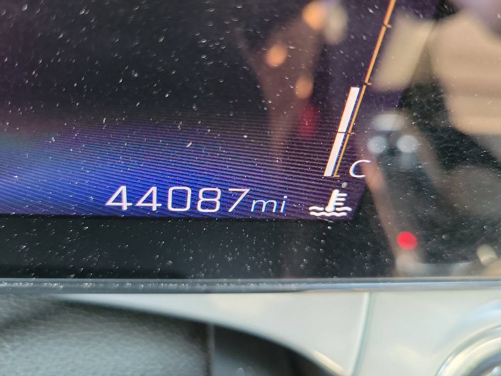 Used 2025 Chevrolet Trax LT FWD image 30