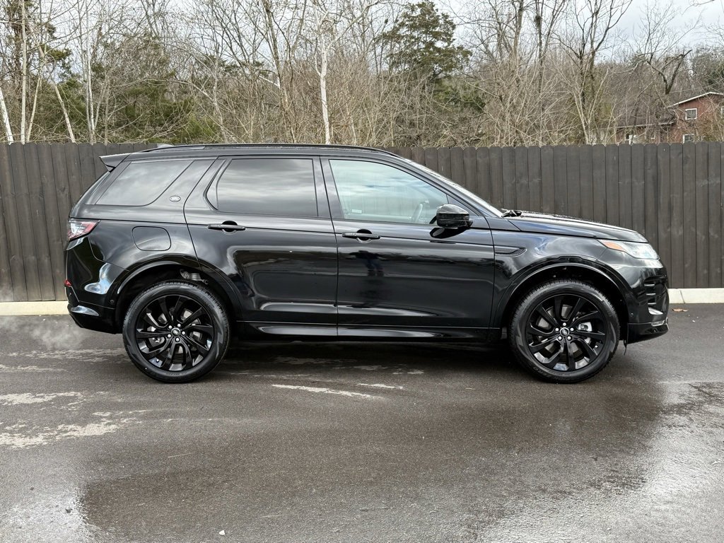 Certified 2025 Land Rover Discovery Sport Dynamic SE image 7