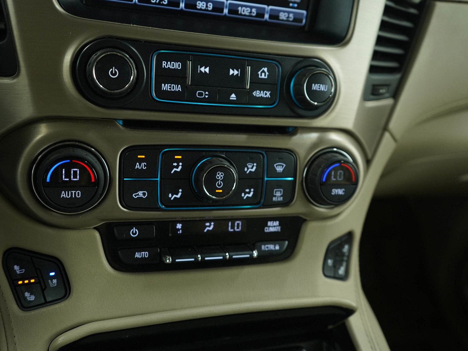 Used 2017 GMC Yukon Denali w/ Open Road Package image 30