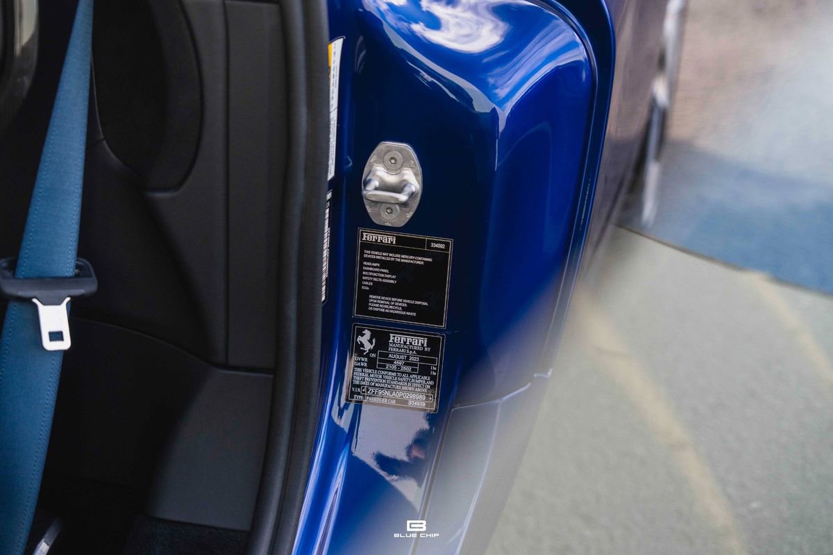 Used 2023 Ferrari SF90 Stradale image 36