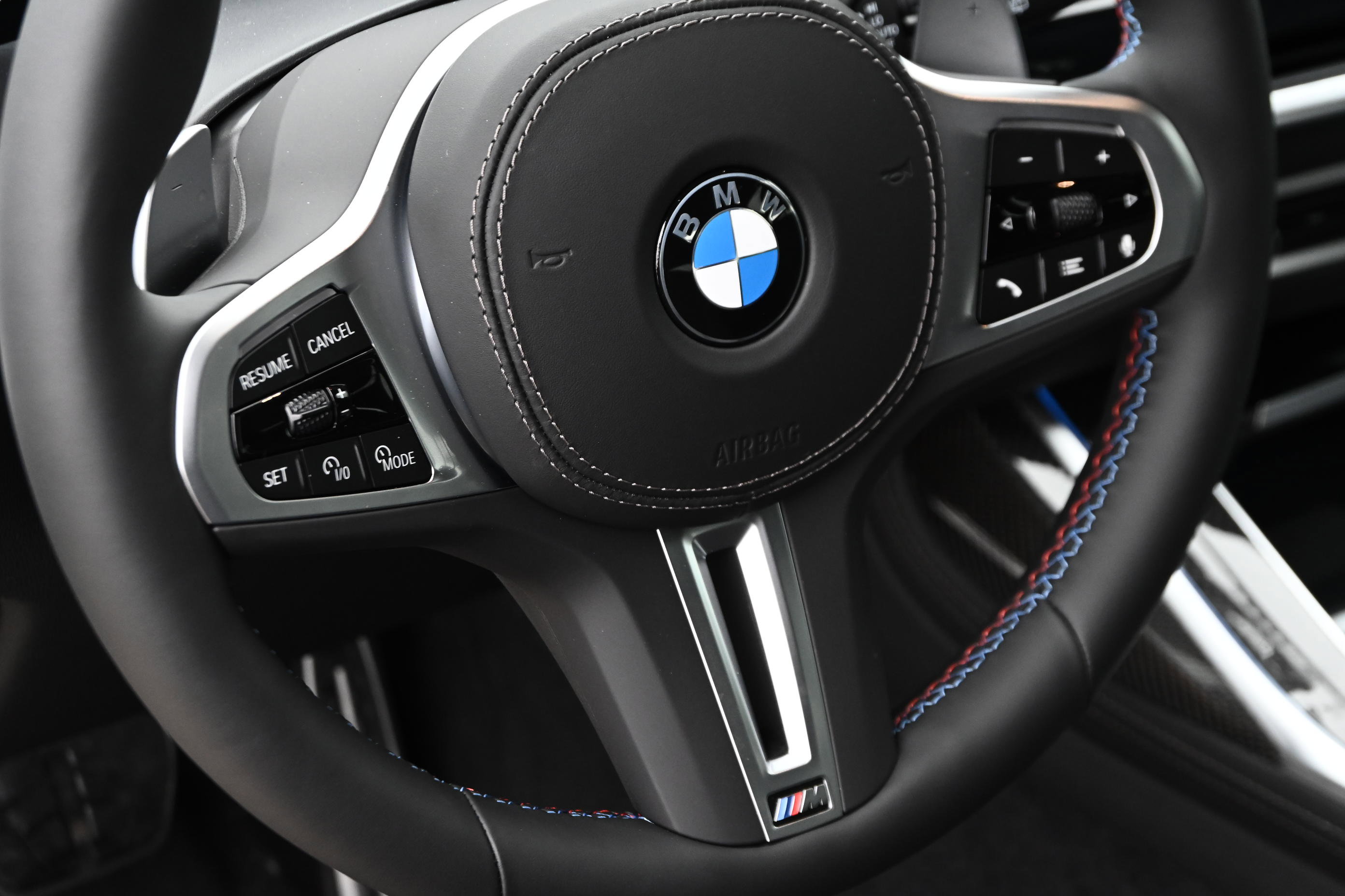 New 2026 BMW X7 M60i image 21