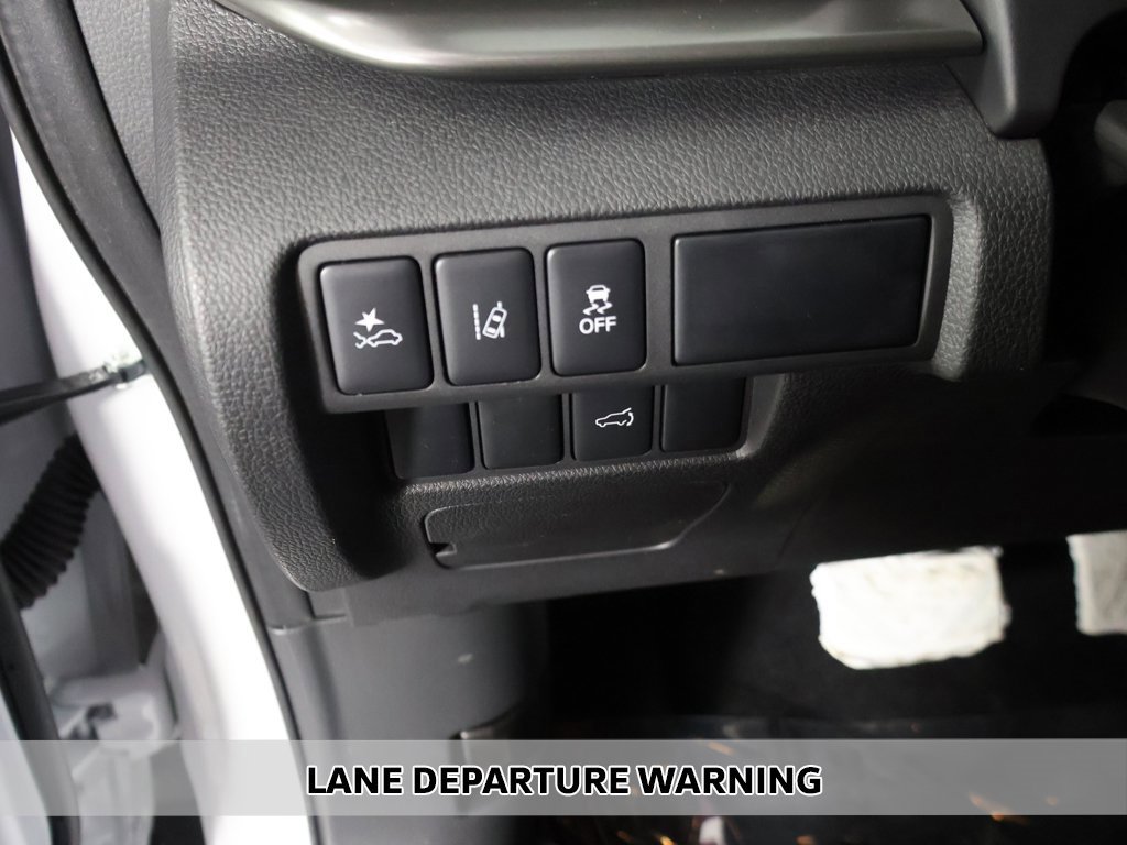 New 2026 Mitsubishi Eclipse Cross Black Edition image 5