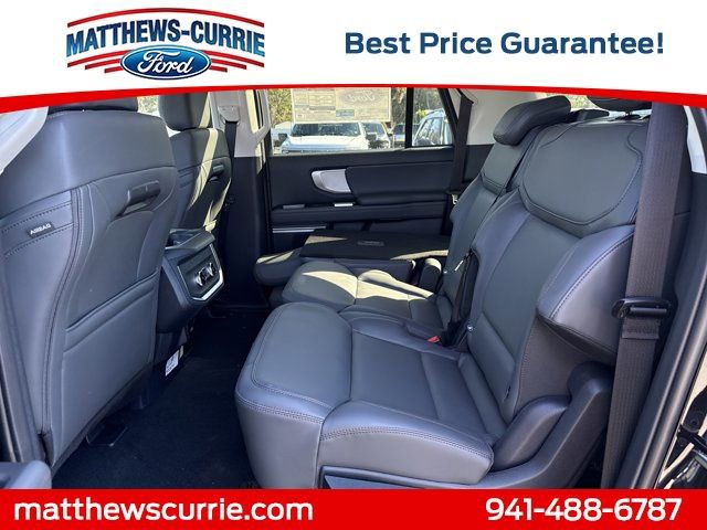New 2025 Ford Expedition Max Active image 12