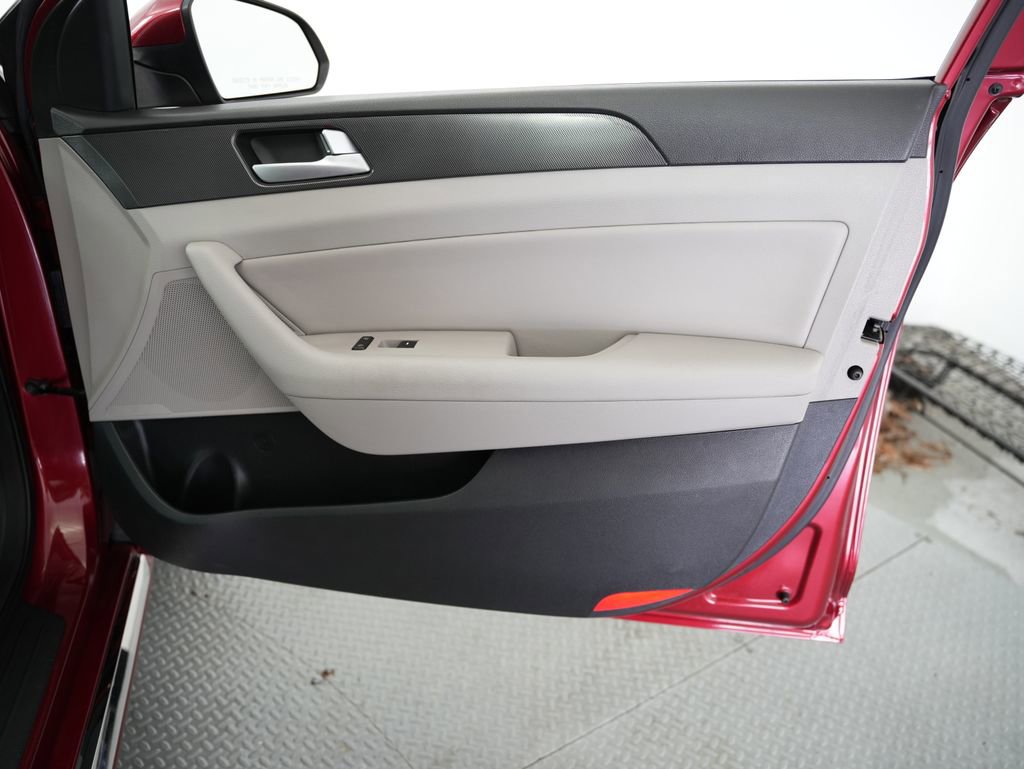 Used 2015 Hyundai Sonata Sport image 47