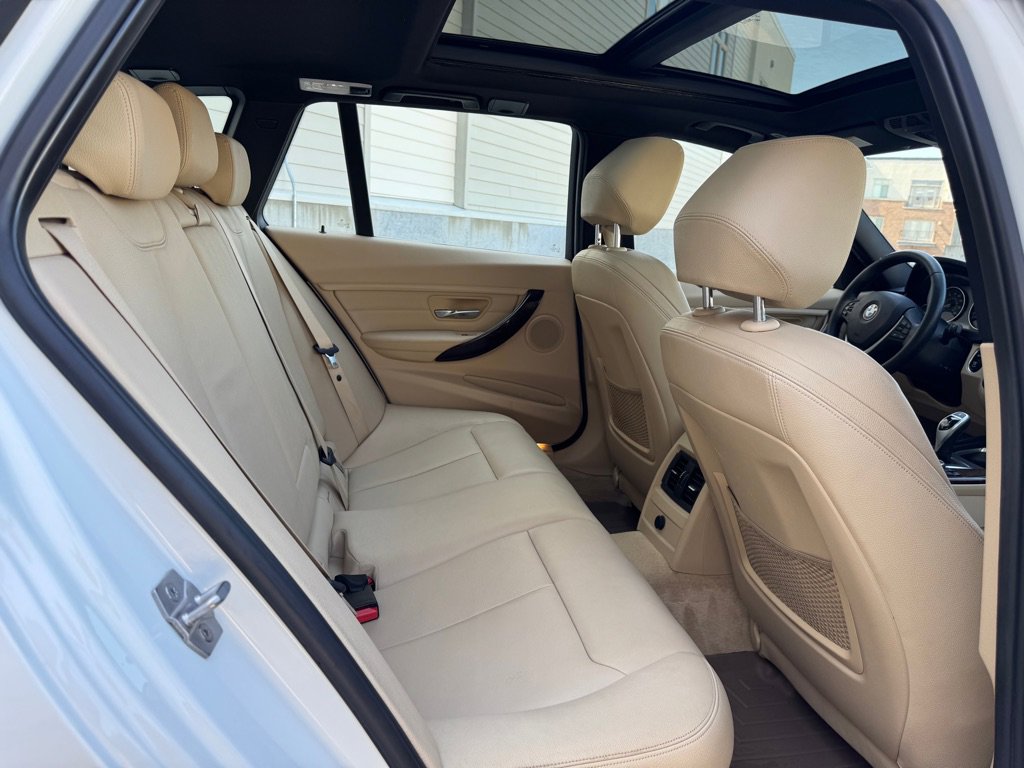 Used 2015 BMW 328i xDrive Wagon image 26