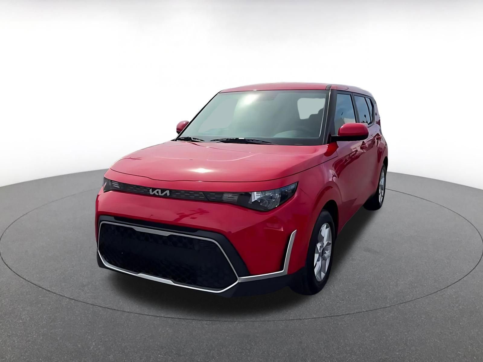 Used 2025 Kia Soul LX w/ LX Technology Package FWD image 7