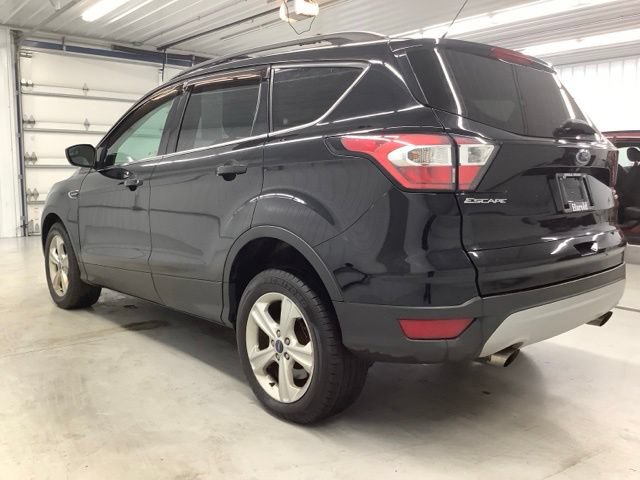 Used 2018 Ford Escape SE AWD/4WD image 4