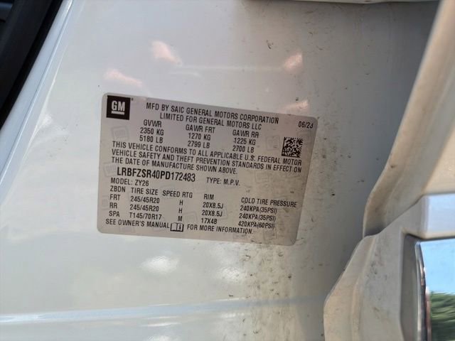 Used 2023 Buick Envision Avenir AWD/4WD image 16