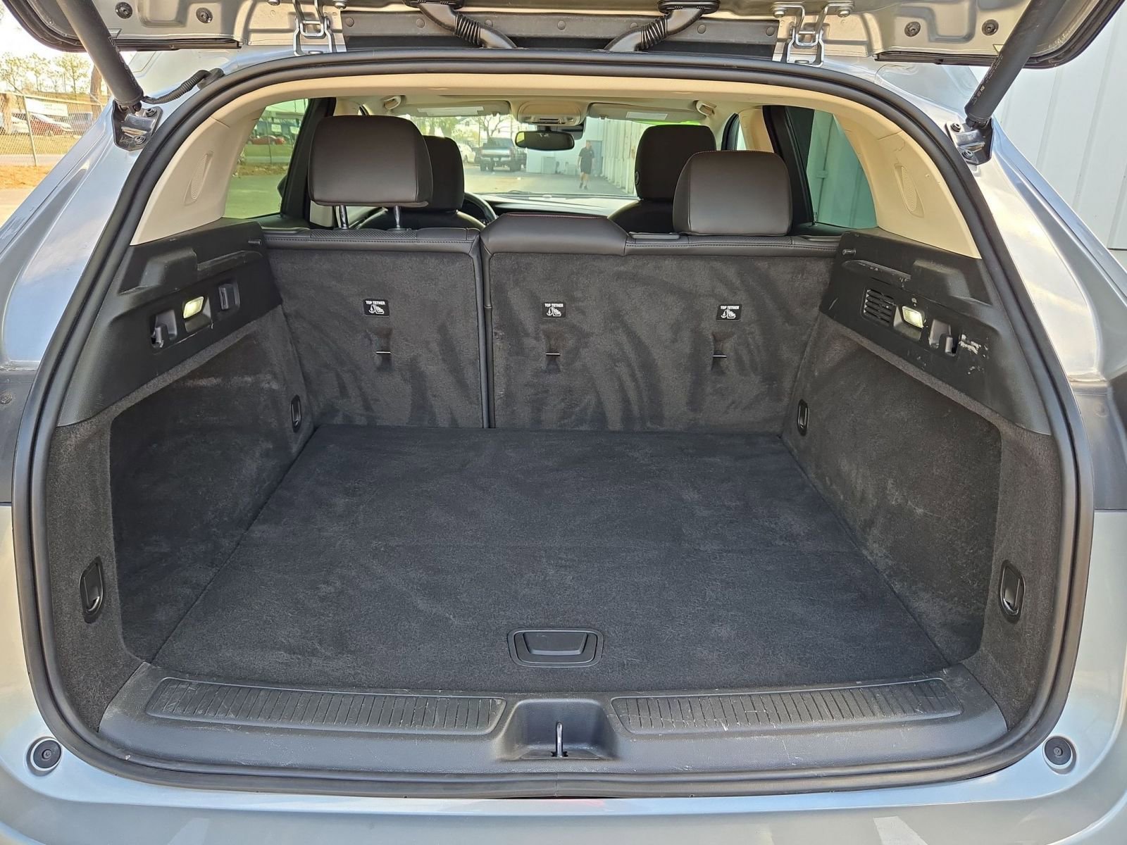 Used 2023 Buick Envision Essence w/ Sport Touring Package image 27