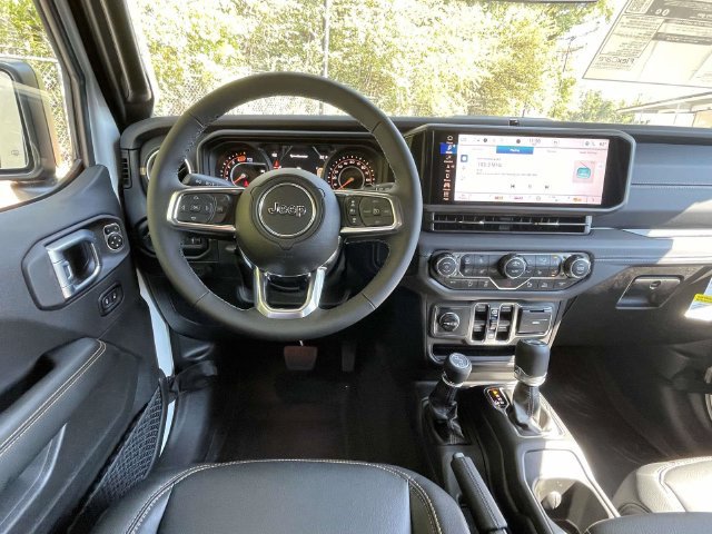 New 2027 Jeep Wrangler Unlimited Sahara AWD/4WD image 12
