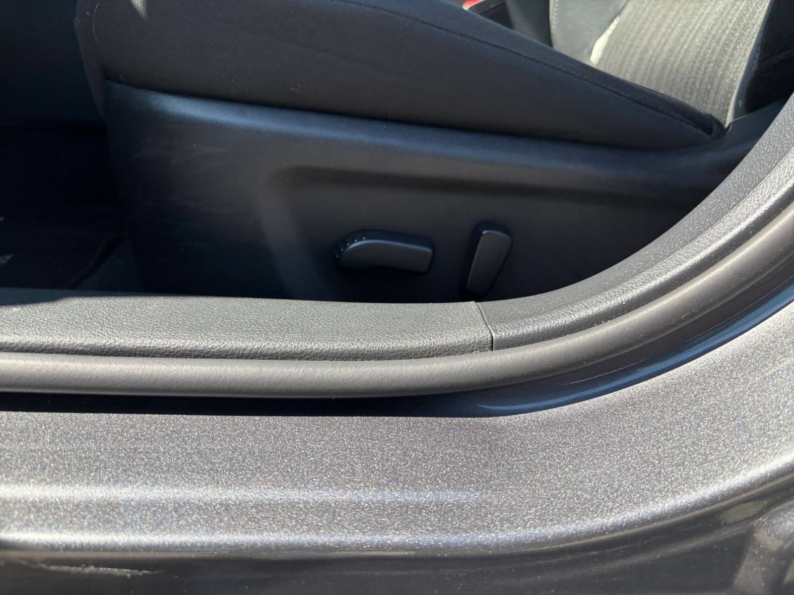 Used 2025 Nissan Altima 2.5 SV FWD image 21