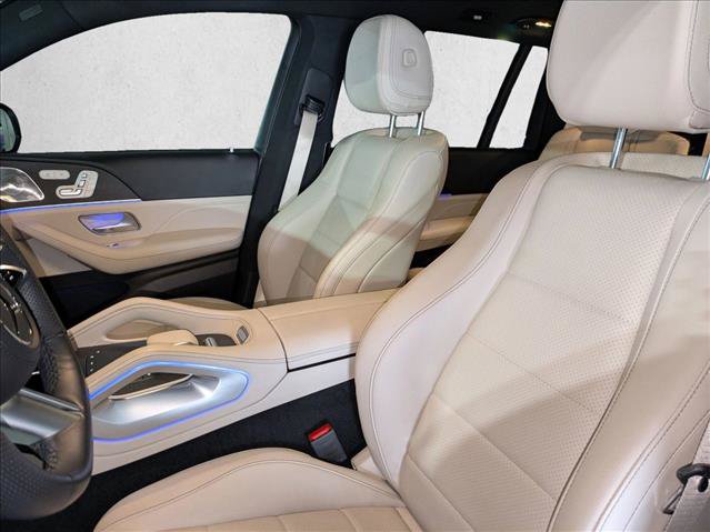 Used 2024 Mercedes-Benz GLS 450 4MATIC image 21