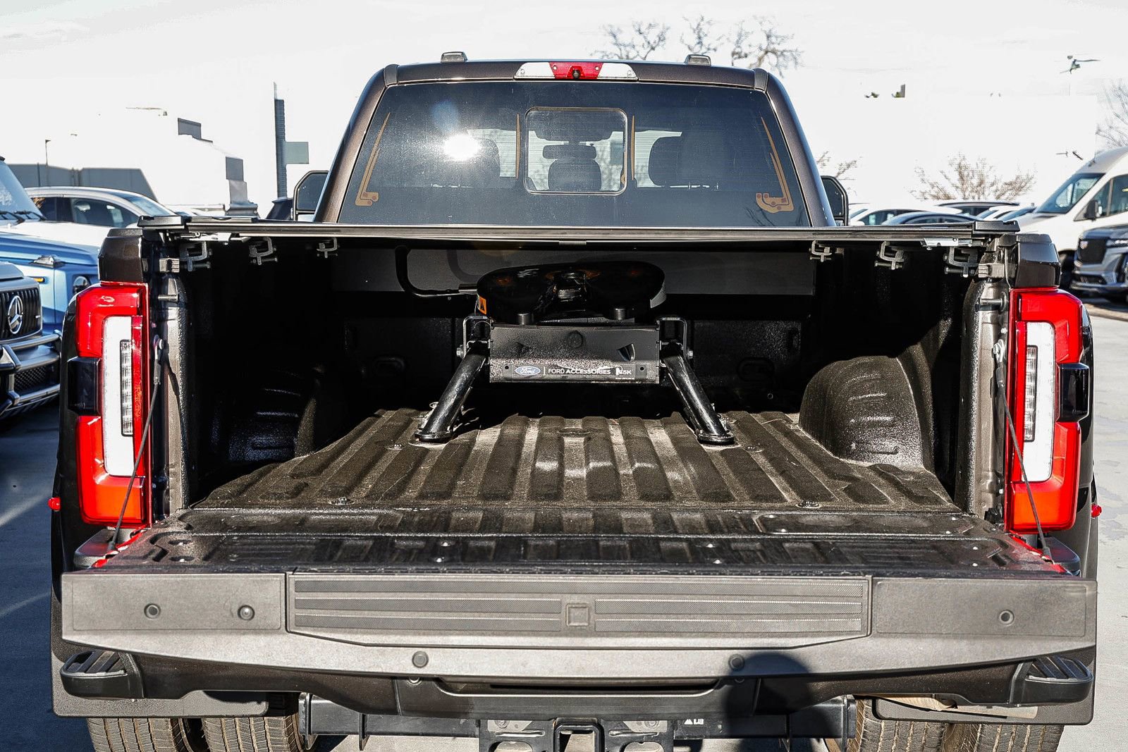 Used 2024 Ford F350 Limited image 27