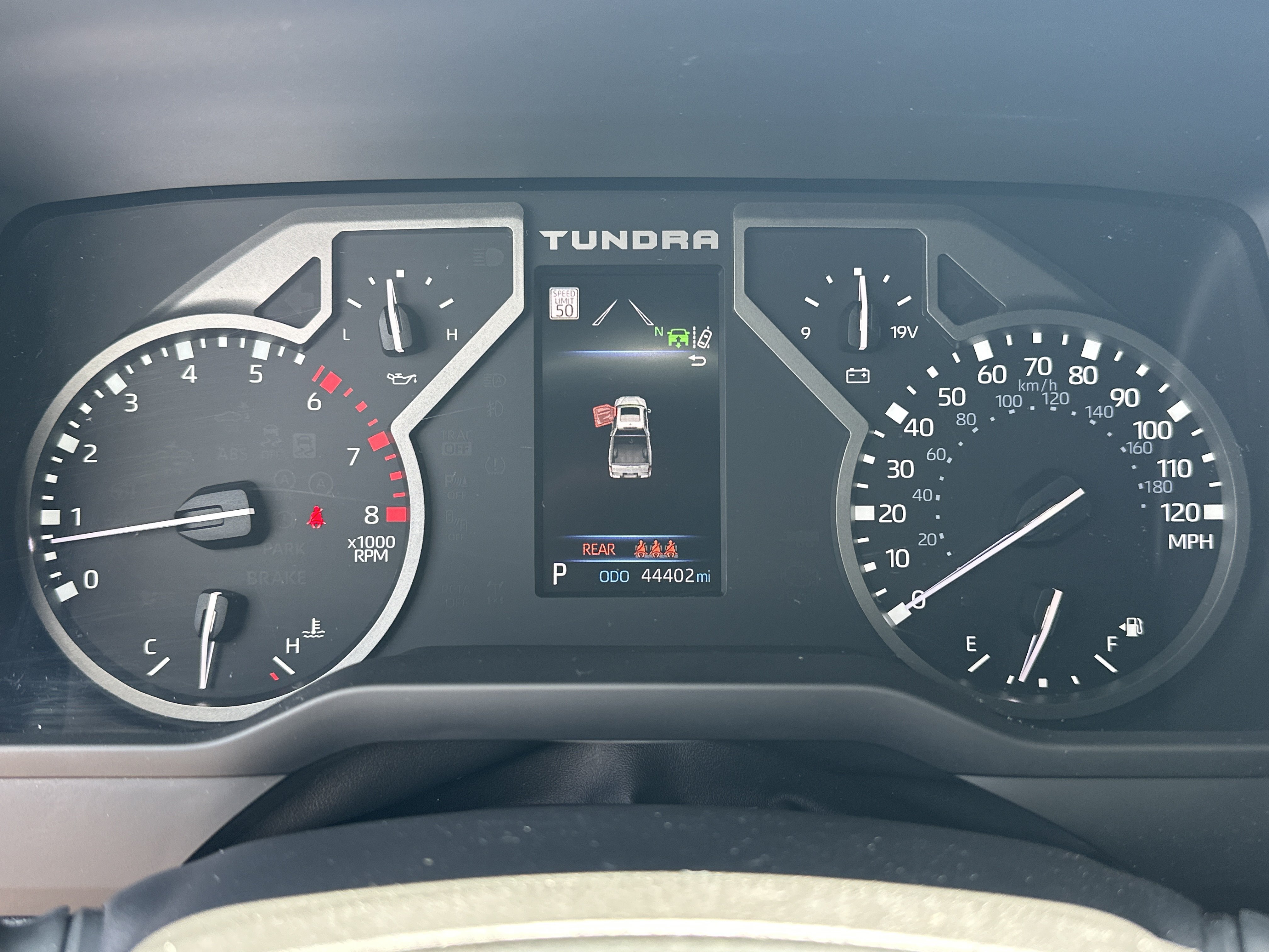 Used 2023 Toyota Tundra Limited AWD/4WD image 27