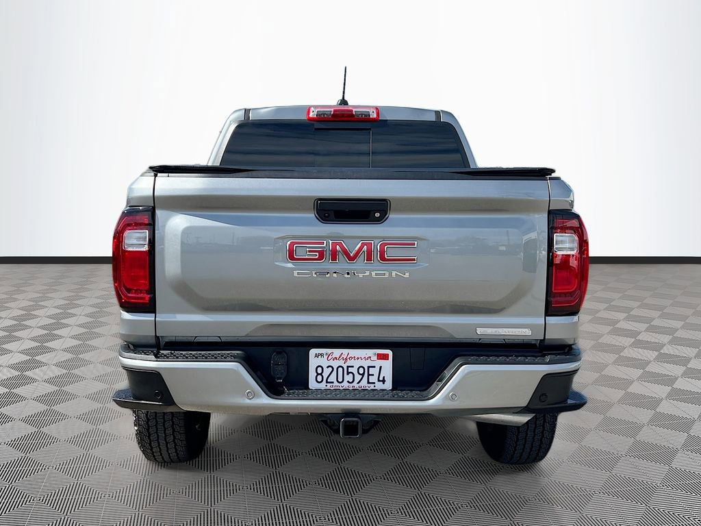 Used 2025 GMC Canyon Elevation w/ Technology Package image 6