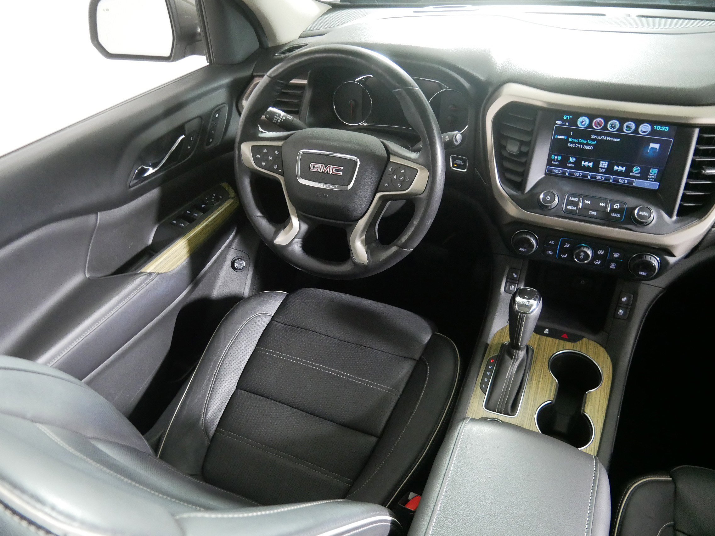 Used 2018 GMC Acadia Denali w/ Technology Package image 9