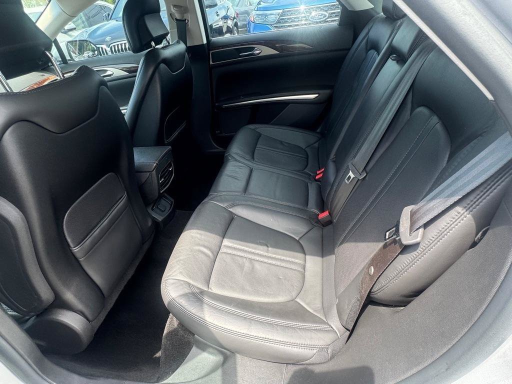 Used 2013 Lincoln MKZ FWD image 20