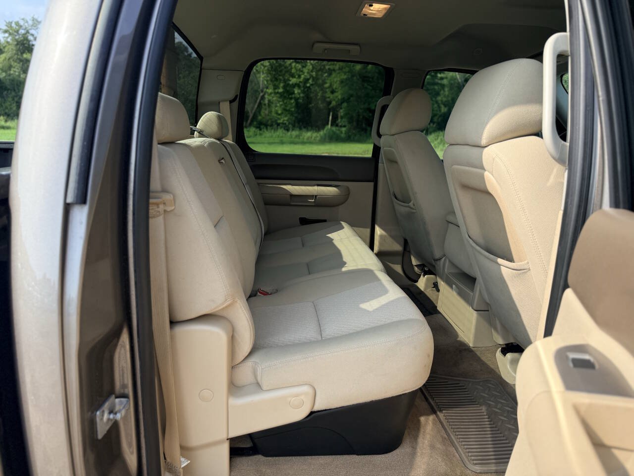 Used 2012 Chevrolet Silverado 1500 LT RWD image 19