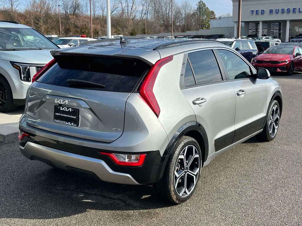 Used 2023 Kia Niro EX Touring image 28