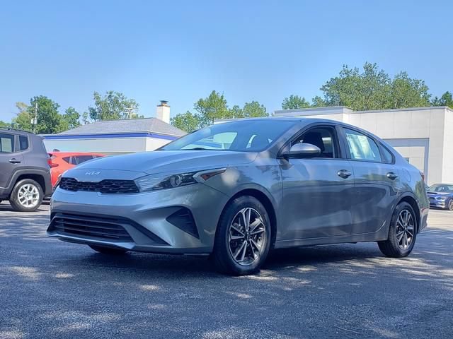 Used 2023 Kia Forte LXS FWD image 7