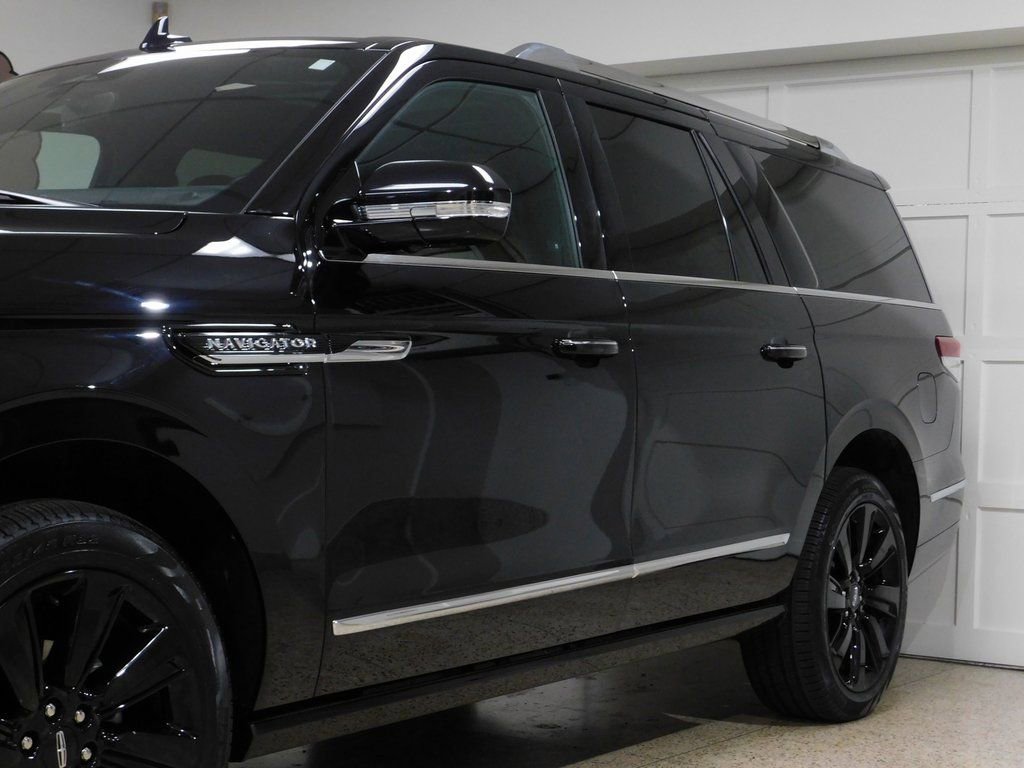 Used 2024 Lincoln Navigator L Reserve w/ Equipment Group 201A image 19